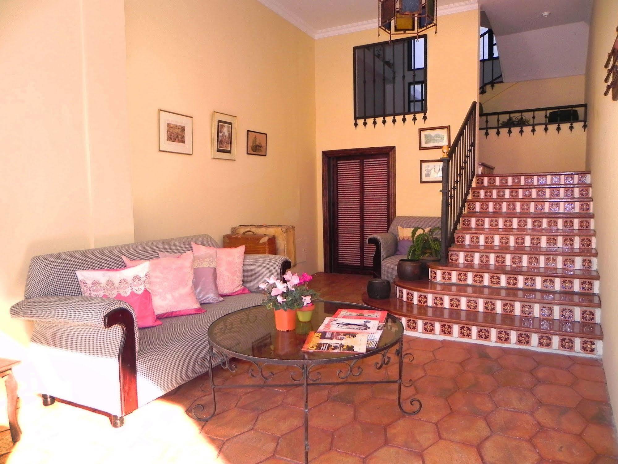 Hostal Noris Алауси Экстерьер фото