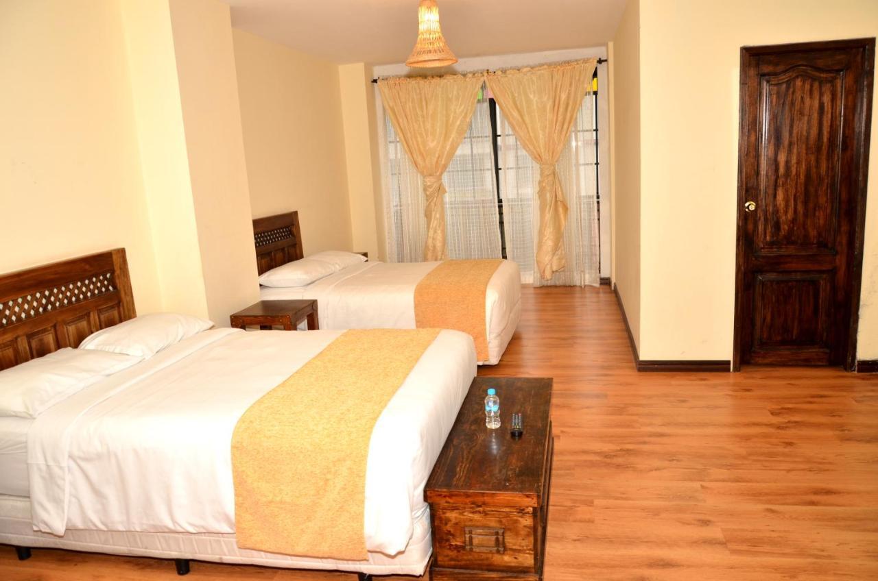 Hostal Noris Алауси Экстерьер фото