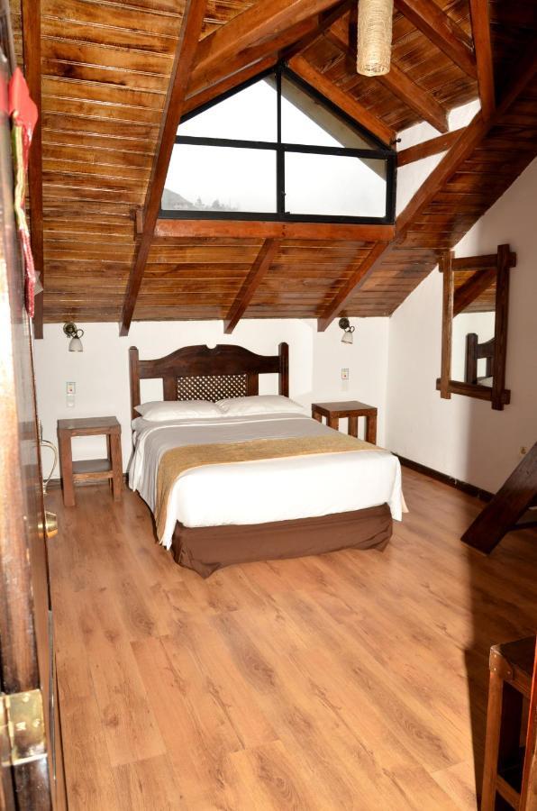 Hostal Noris Алауси Экстерьер фото